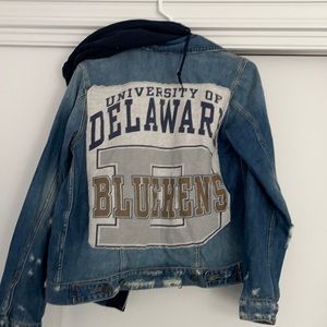 University of Delaware vintage Jean jacket
